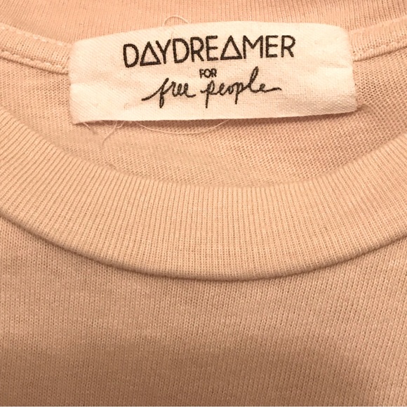 🆕 Daydreamer Beach Boys 1983 Tour Rolled Weekend Graphic Tee - Picture 5 of 9